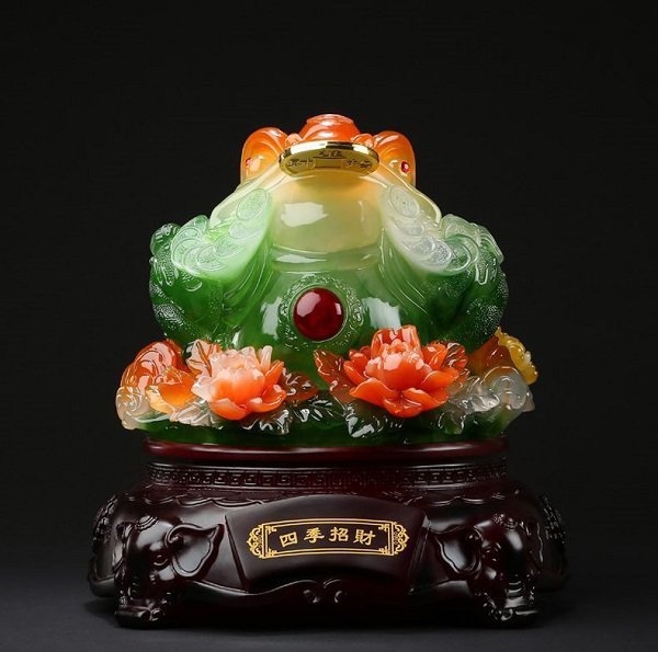 Cóc ngậm tiền màu xanh nước biển hợp mệnh Thủy