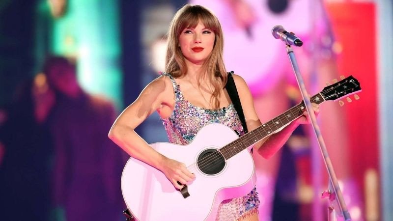 Taylor Swift, nữ ca sĩ nổi tiếng, là một trong những đại diện xuất sắc của cung Nhân Mã với tinh thần sáng tạo và độc lập.