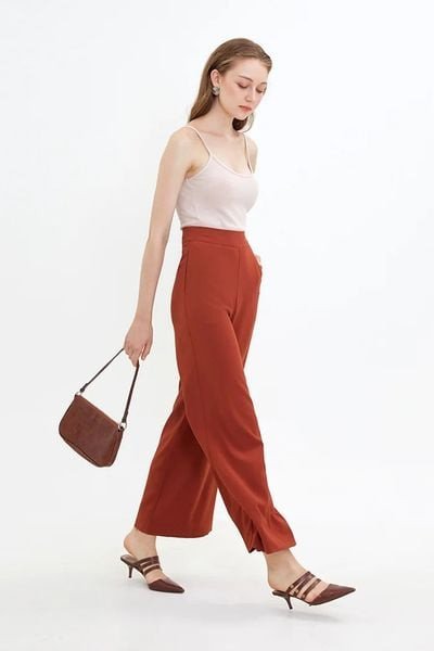 Màu cam tươi sáng, mang ý nghĩa hạnh phúc cho tuổi Tý mệnh Hỏa