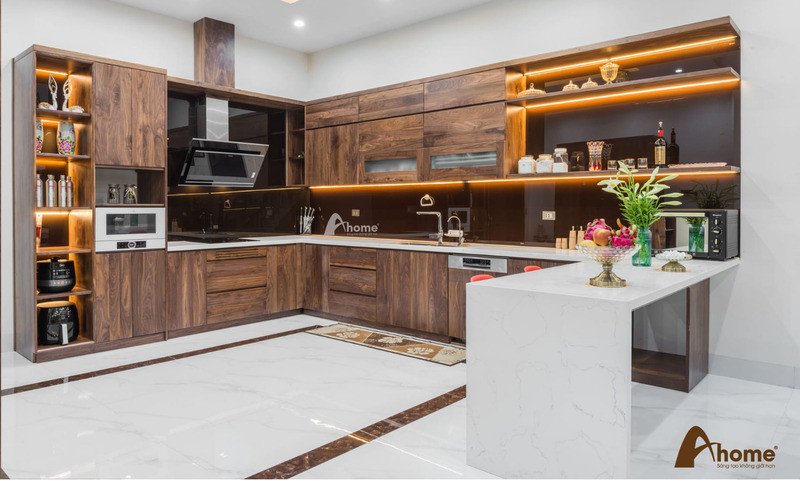 Phòng bếp nên bố trí theo nguyên tắc “tọa hung, hướng cát” cho tuổi Ất Hợi