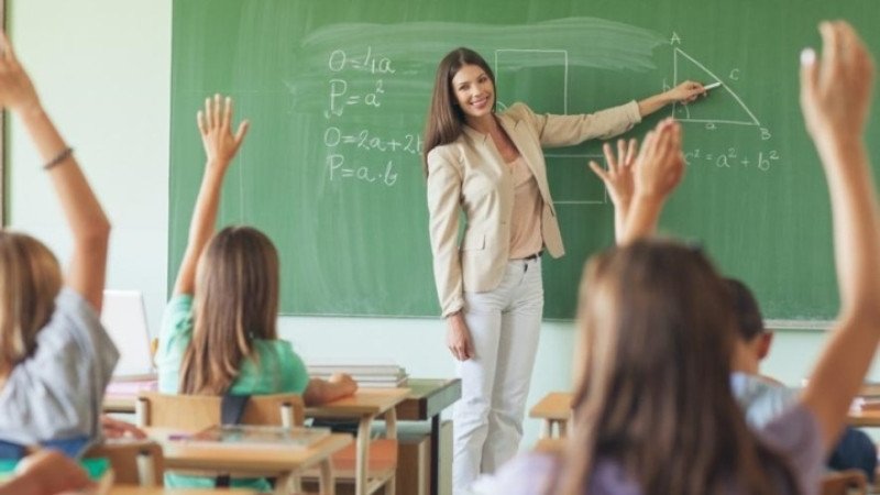 Nhân Mã cuối tháng 11 phù hợp công việc giảng viên