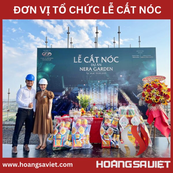 Mâm cúng đầy đủ, thịnh soạn cho lễ cất nóc