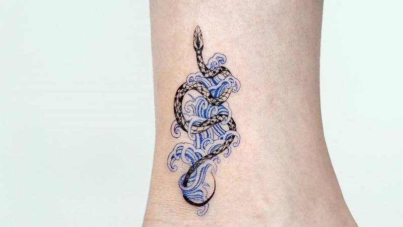 Hình xăm rắn mini