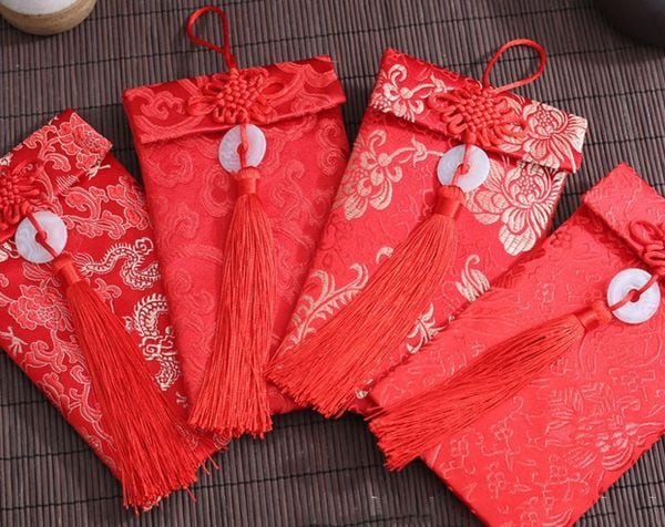 Món quà ý nghĩa khi mời người hợp tuổi mở hàng khai trương