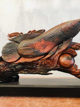 tượng gỗ cá rồng phong thuỷ