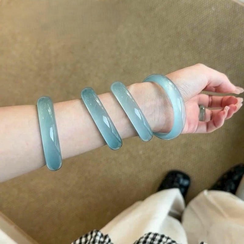 Lợi Ích Phong Thủy Của Thạch Anh Dulong Đối Với Sức Khỏe và Tài Lộc