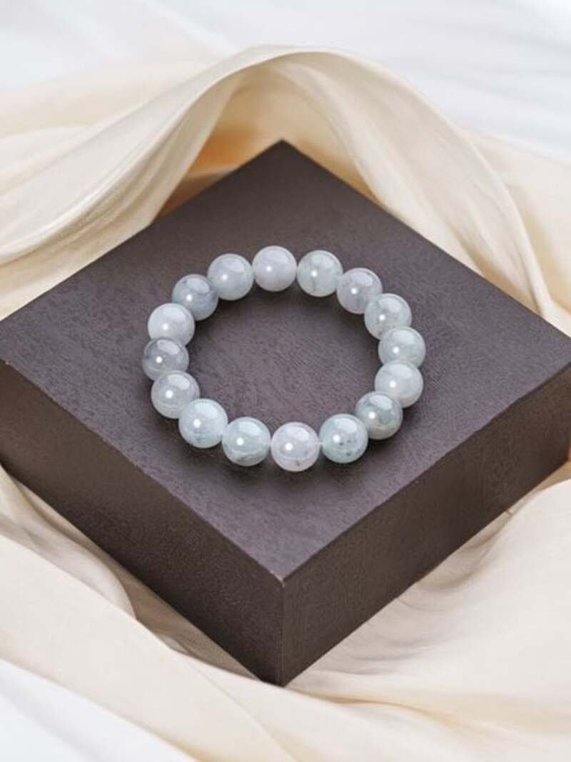 Ngọc gà đen thô, từng bị đánh giá thấp nhưng nay trở thành ngựa ô trong giới sưu tầm