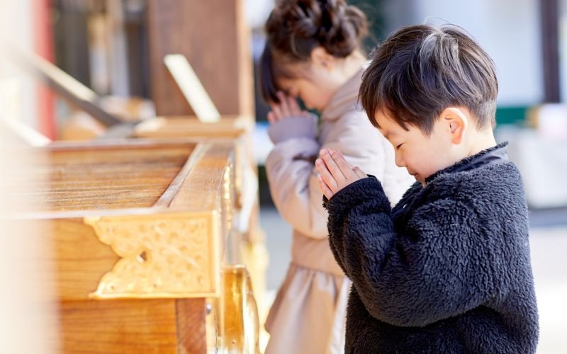 Những Điều Cần Lưu Ý Khi Thực Hiện Nghi Thức Thắp Hương Cúng Giỗ