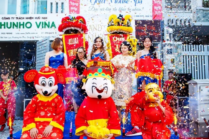 Ngày khai trương tốt trong lịch âm tháng 8 năm 2024