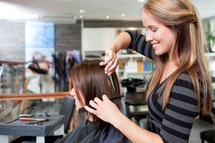 Hình ảnh minh họa kiểu tóc mới, gợi ý ngày tốt tháng 11 để cắt tóc đón may mắn