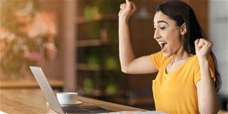 Tử vi thứ 4 cho thấy vận đỏ bất ngờ, mang lại tài lộc dồi dào cho các con giáp.