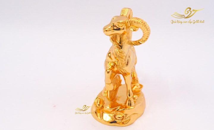 Tử Vi Tân Mùi 2026 Nữ Mạng: Dự Đoán Vận Hạn Chi Tiết