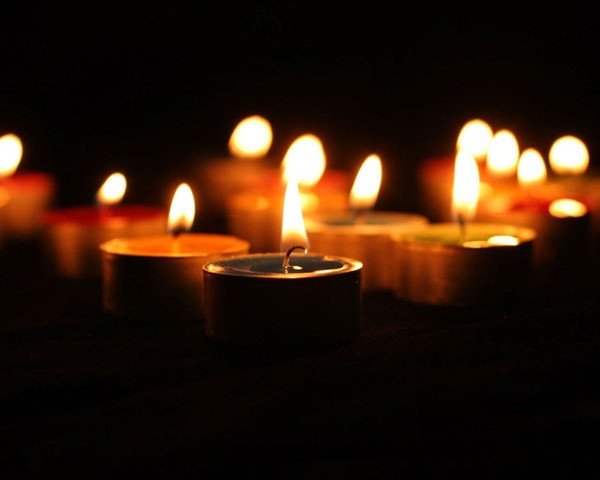 Xem Tuổi Người Mất Tốt Xấu: Hướng Dẫn Chi Tiết Trong Tang Lễ