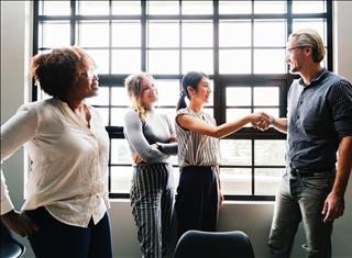 Tầm quan trọng của tướng số tử vi trong sự nghiệp và phát triển cá nhân