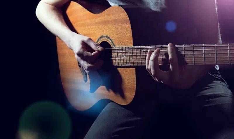 Dây Đàn Ghita Và Các Nốt Nhạc