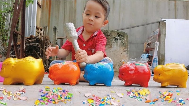 Hướng Dẫn Cách Đập Heo Đất Theo Phong Thủy Để Giữ Vượng Khí