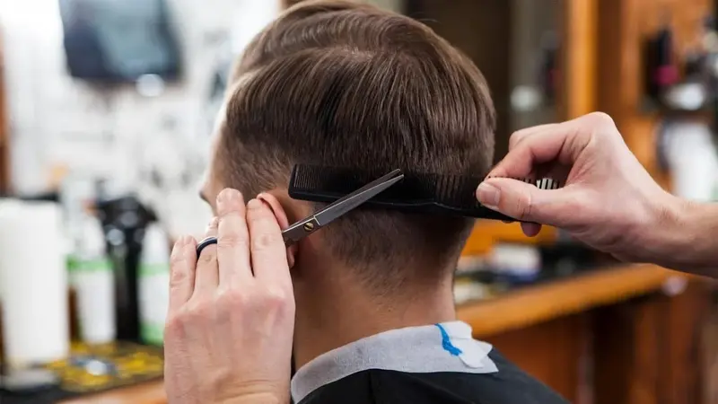 Lịch tháng 9 âm lịch cắt tóc ngày nào tốt với các biểu tượng may mắn truyền thống