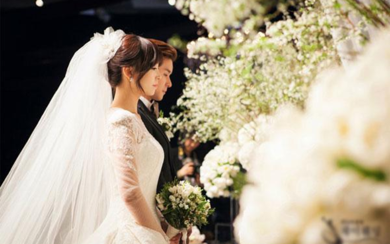 Nữ 2003 lấy chồng tuổi gì hợp để hôn nhân viên mãn