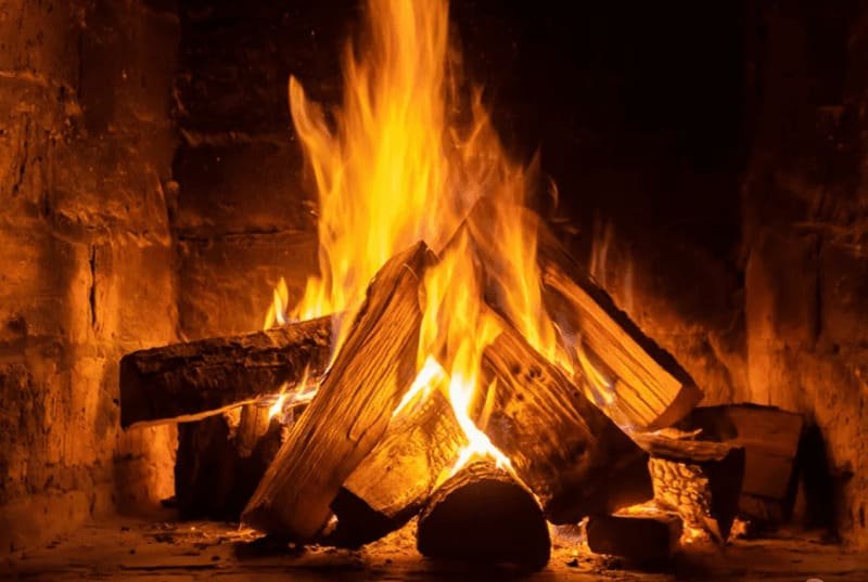 Nữ giới sinh vào năm 1986 thuộc căn mệnh Lư Trung Hỏa