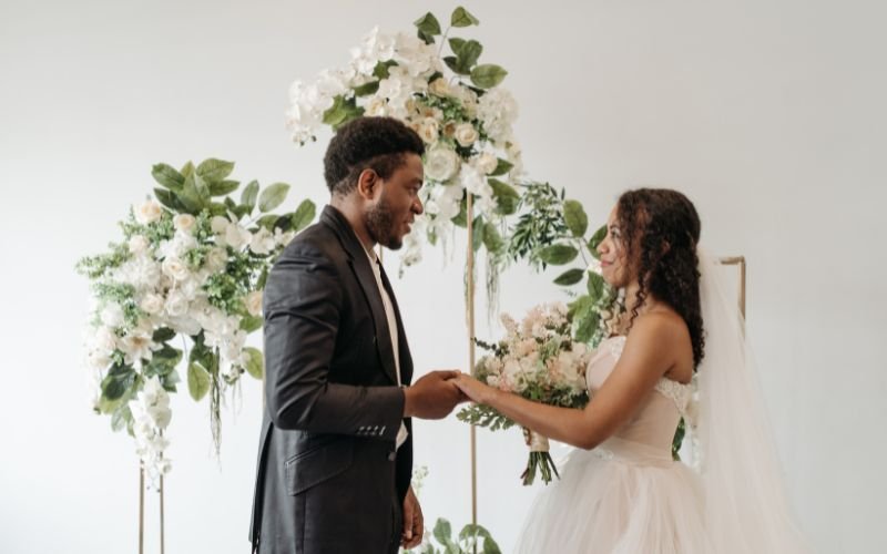 Tổng Quan Về Nữ Mạng Tuổi Canh Thân 1980