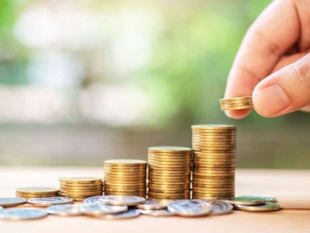 Thu nhập chính trong năm của tử vi tuổi Bính Thìn nữ mạng năm 2026 sẽ tăng trưởng đều đặn