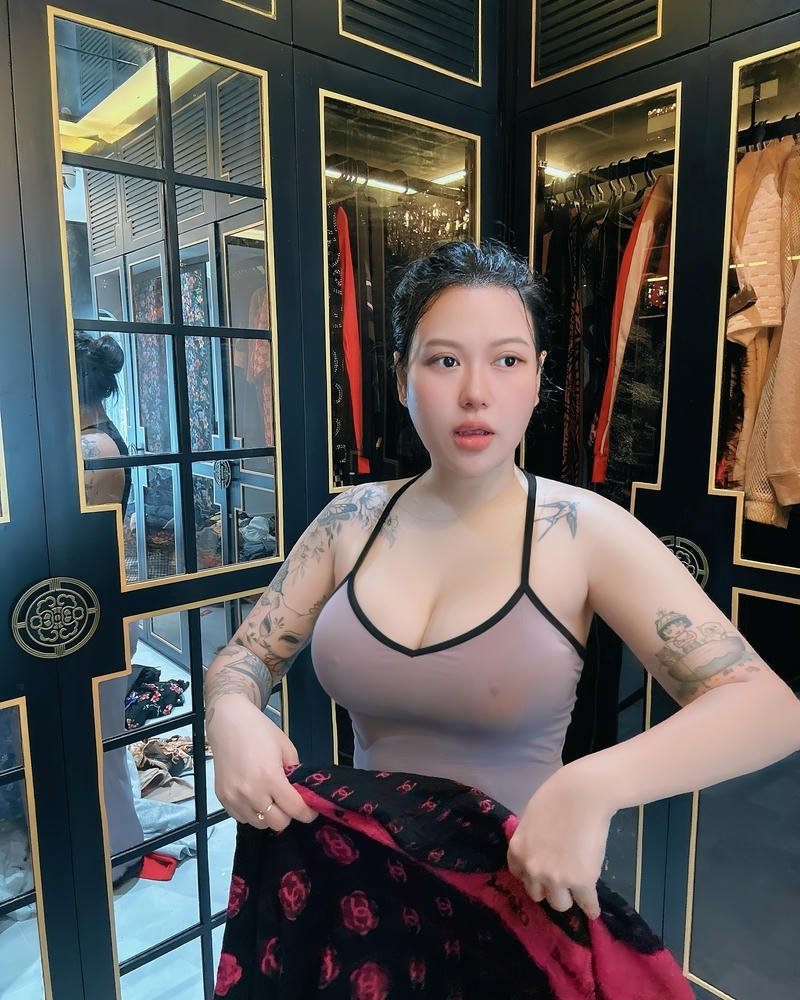 Ảnh nude Suzie Nguyễn OnlyFans lẳng lơ