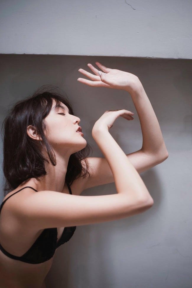 Hình nude Hải Tú nứng tình