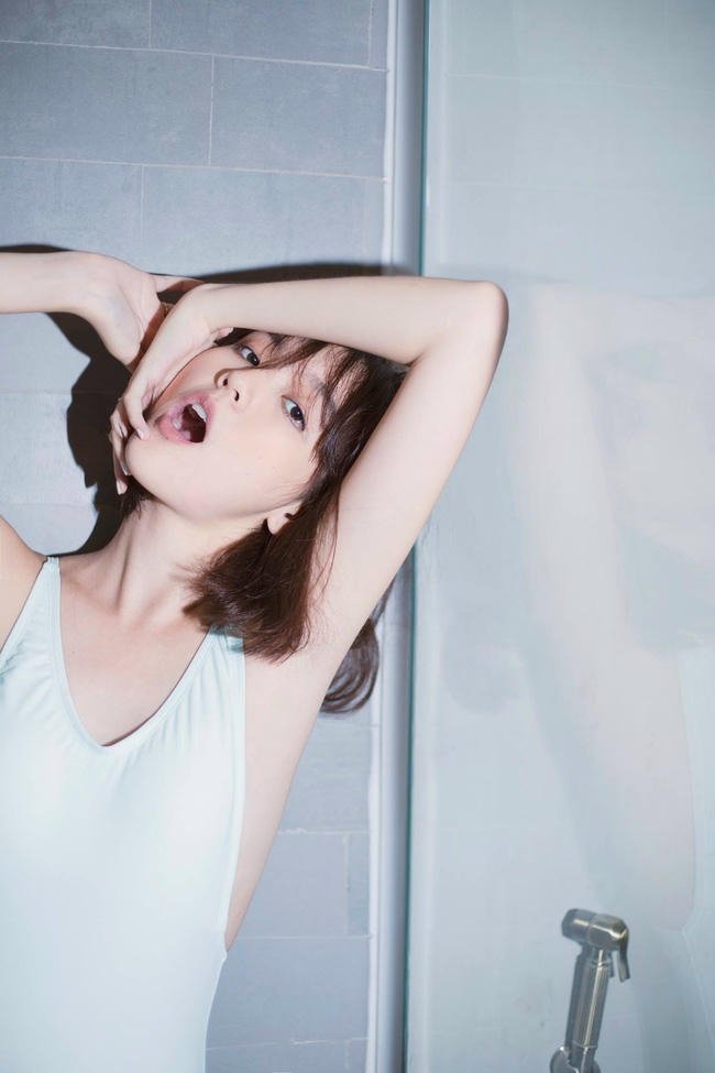 Hình nude Hải Tú táo bạo