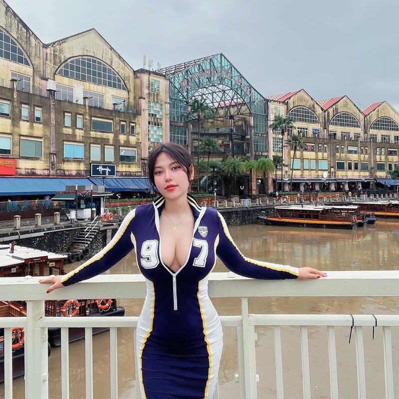 Hình nude Suzie Nguyễn dâm mỹ