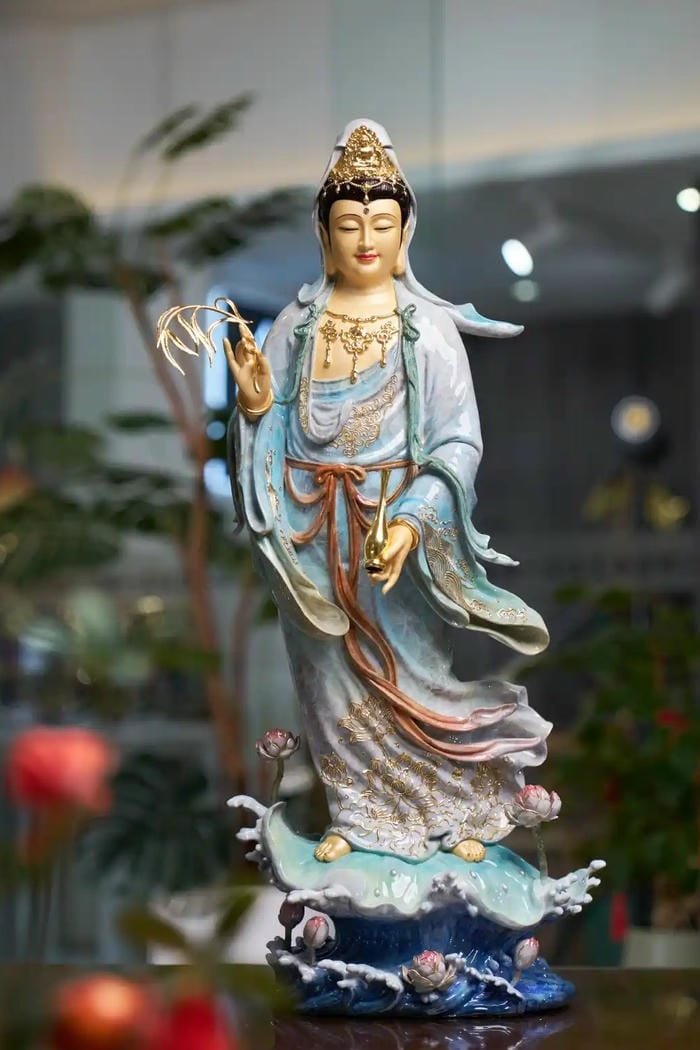 Quan Thế Âm Bồ Tát ban phước