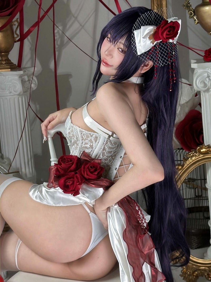 Zinie Quỳnh cosplay ảnh thu hút