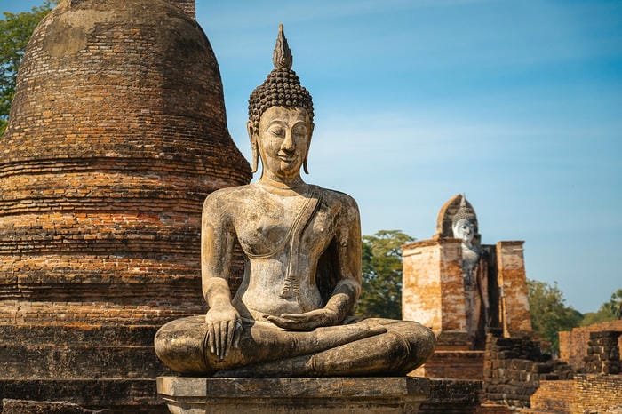ảnh Phật giáo ngồi thanh tịnh