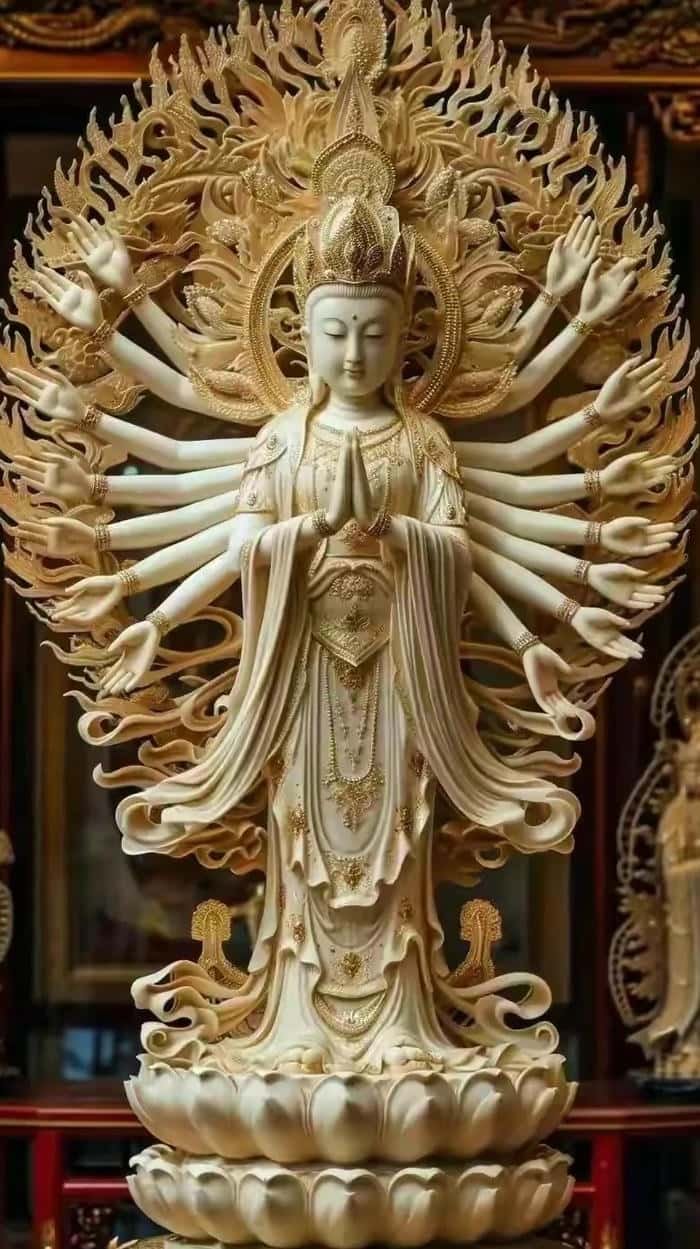 ảnh Phật nghìn tay tôn nghiêm