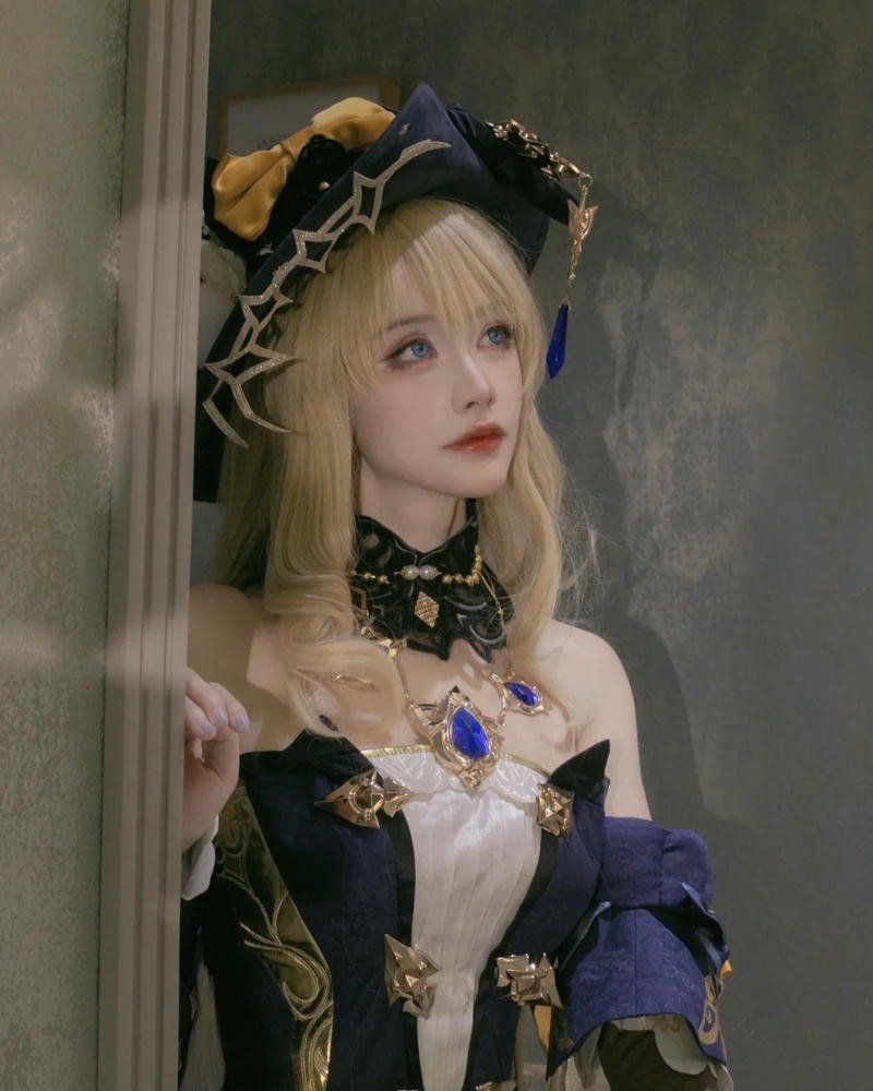 ảnh cosplay anime nữ thu hút
