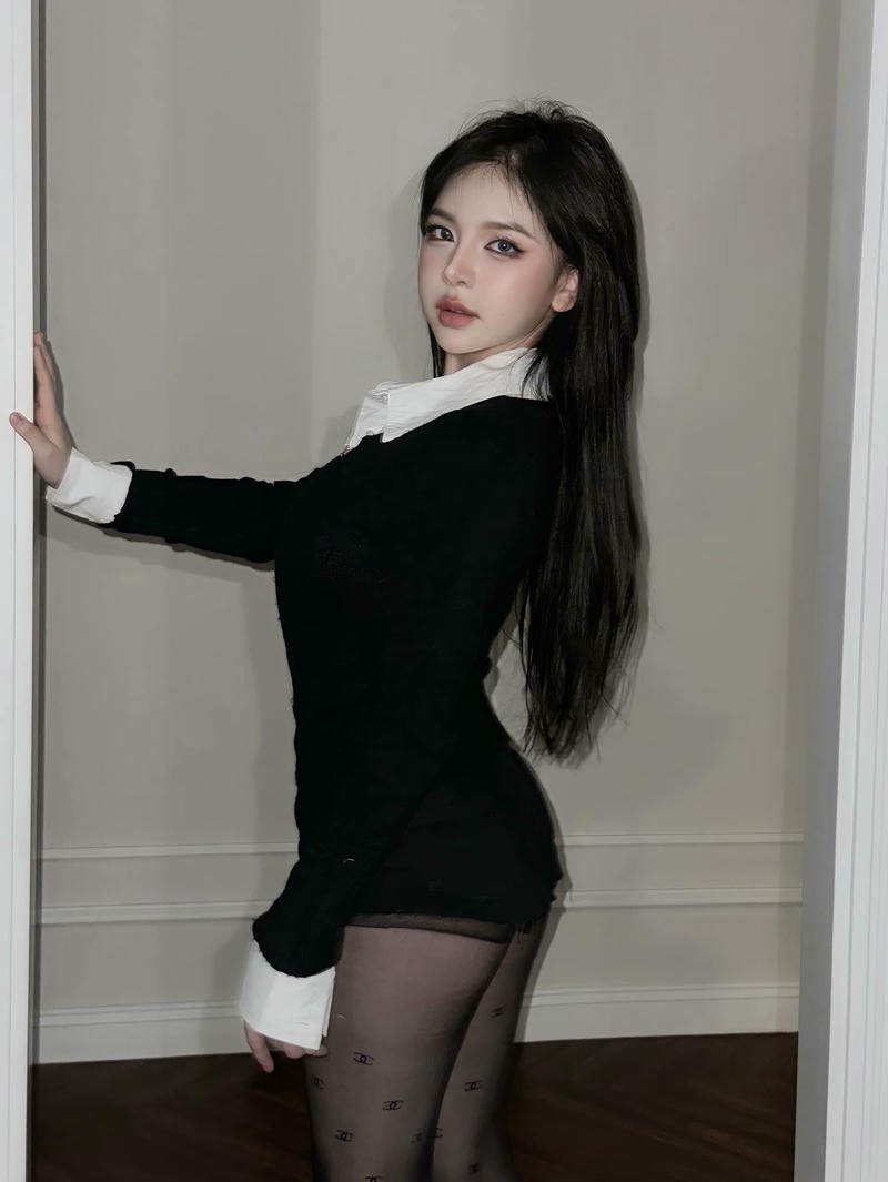 ảnh trần huyền châu đẹp trẻ trung