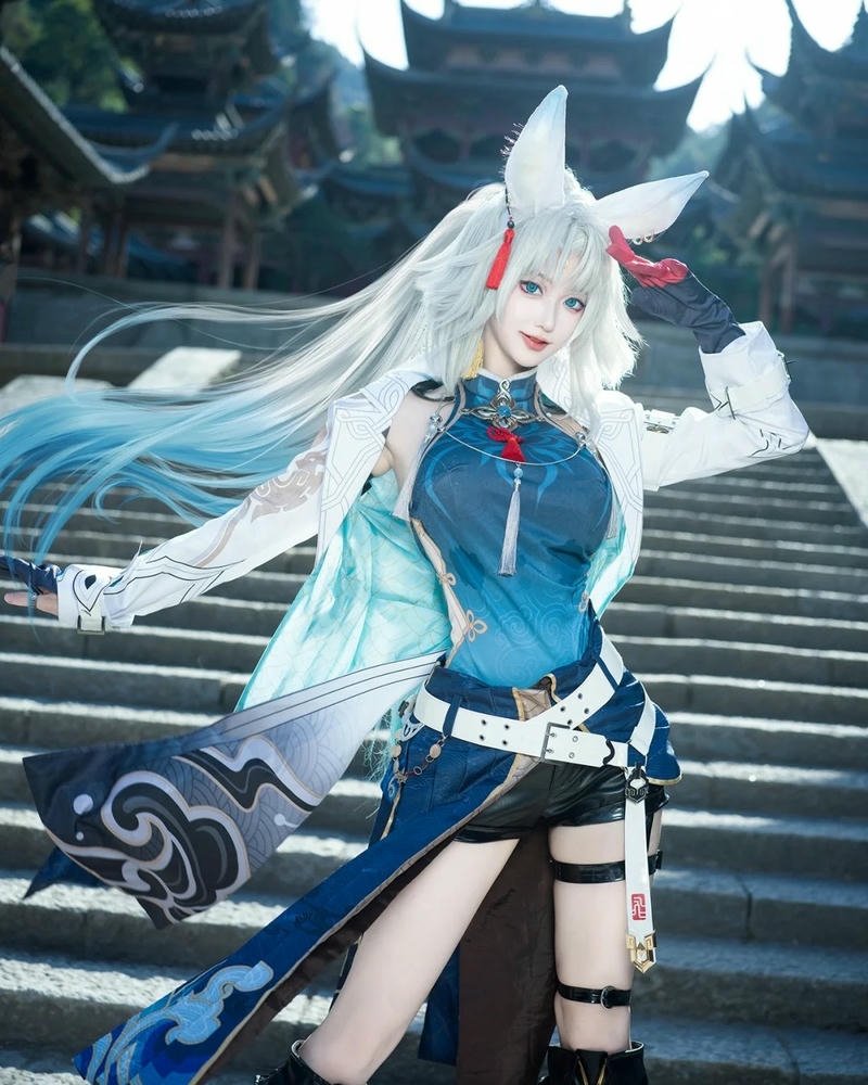 gái xinh cosplay dịu dàng