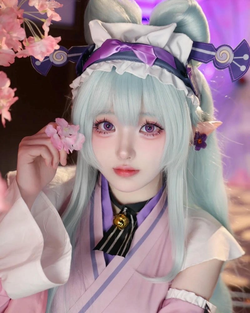 gái xinh cosplay phong thái