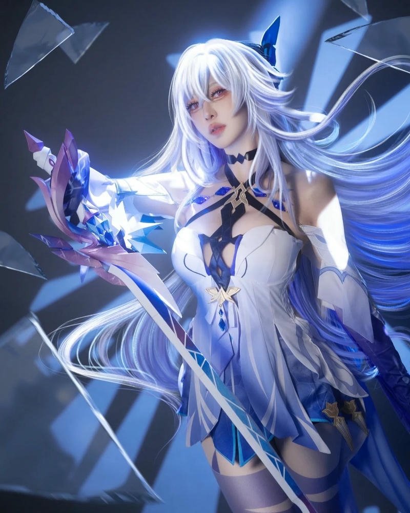 gái xinh cosplay thu hút