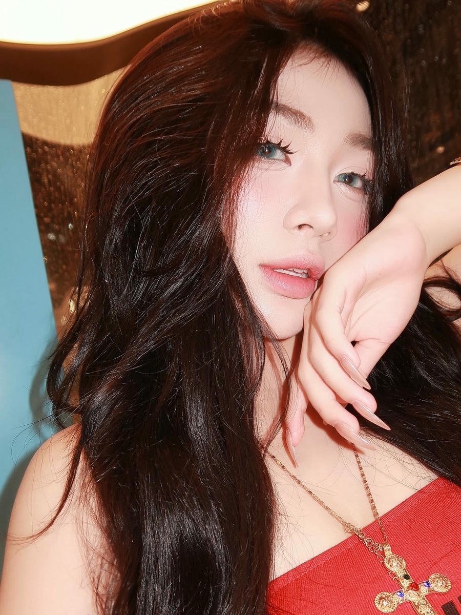 hình ảnh Trần Hà Linh cute