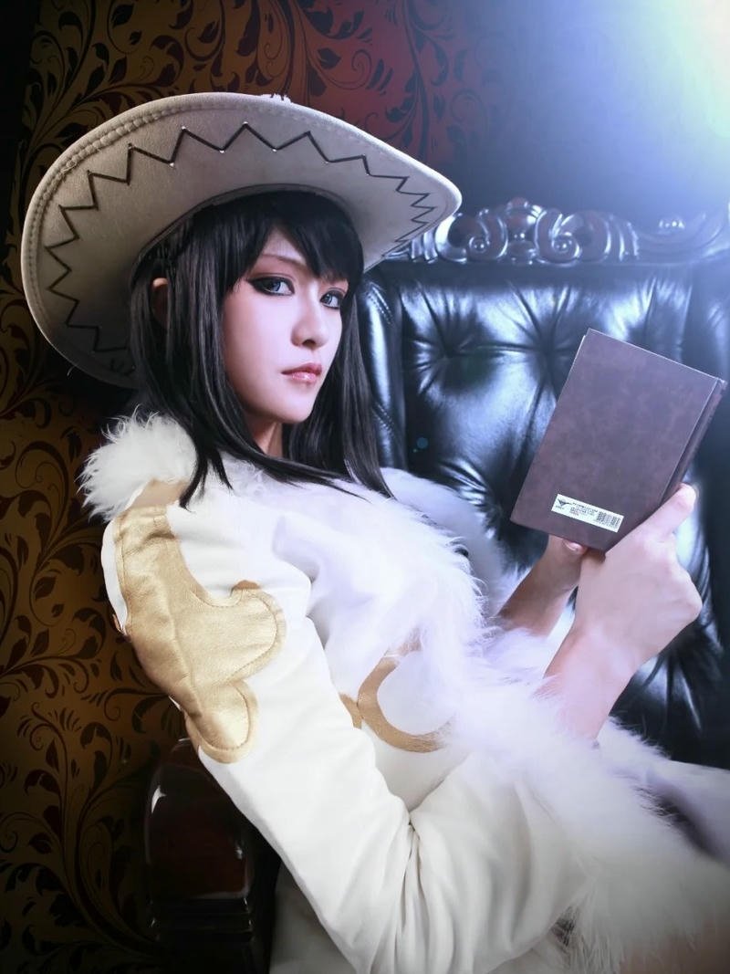 hình cosplay anime nữ nhẹ nhàng