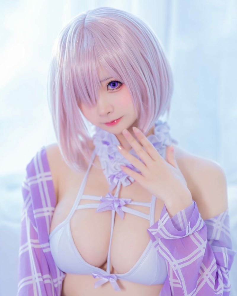 hình gái xinh cosplay mặc bikini sáng tạo