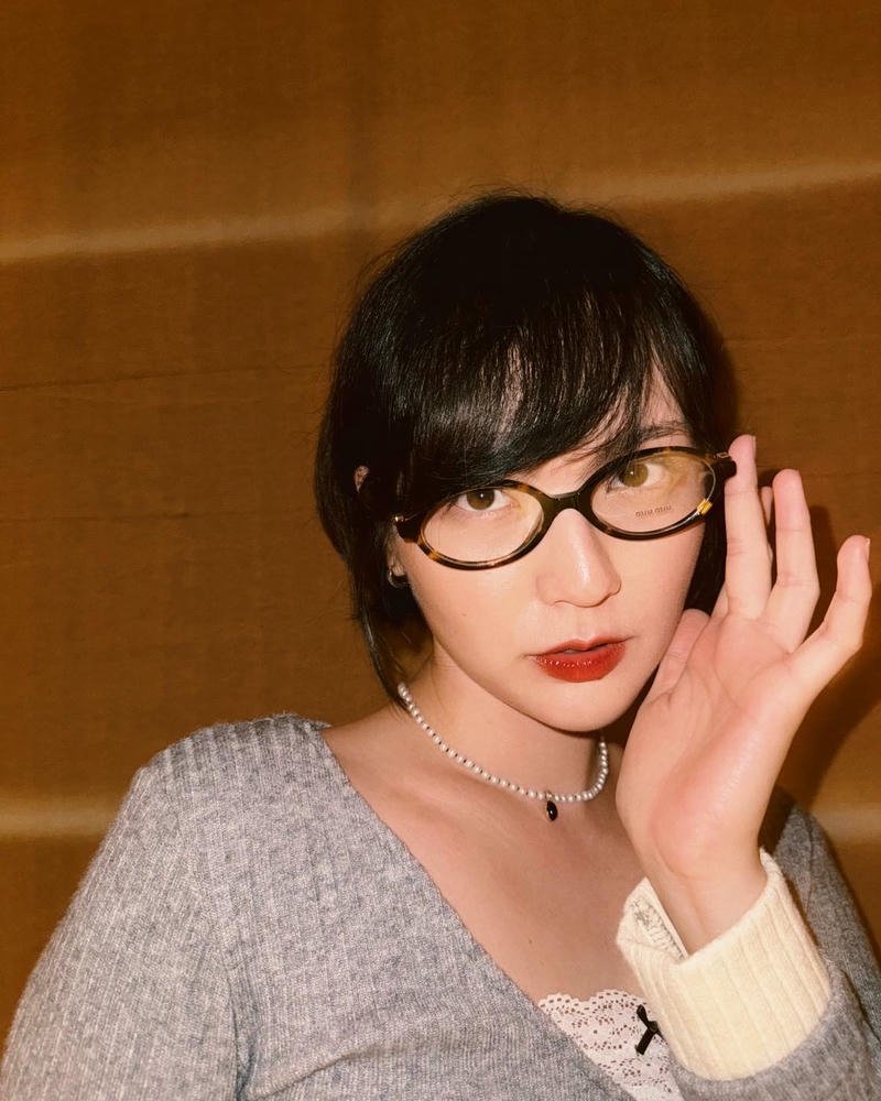 hình hải tú sexy khoe đường cong