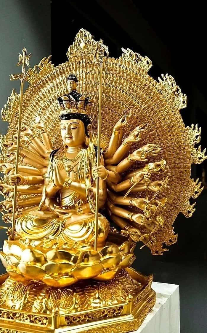 hình tượng Phật nghìn tay gỗ