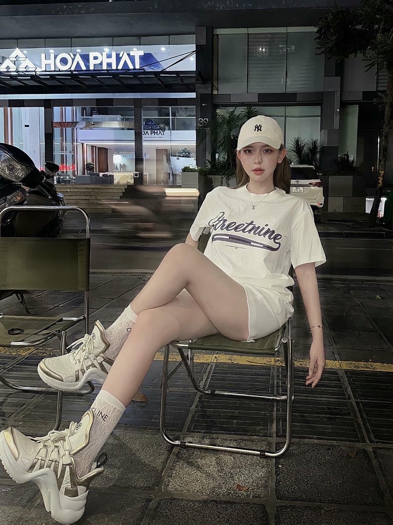 trần huyền châu ảnh tươi mới