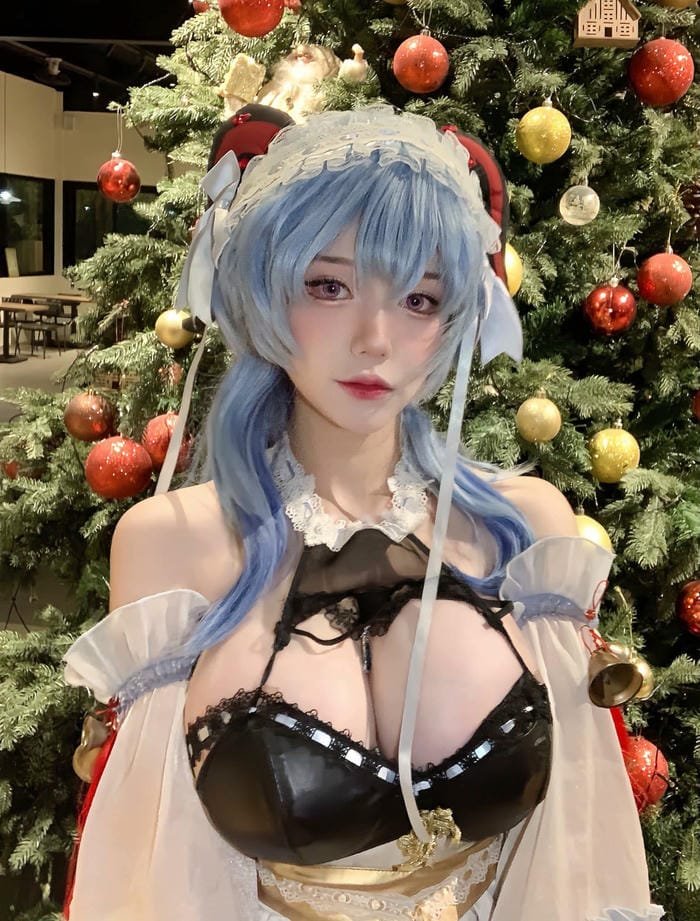 trang phục cosplay anime