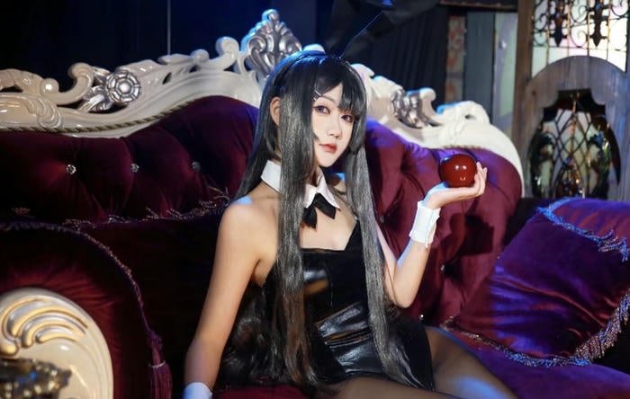 trang phục cosplay hấp dẫn