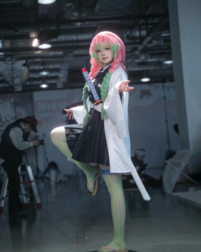 Ảnh cosplay luyến trụ anime chụp ảnh nghệ thuật