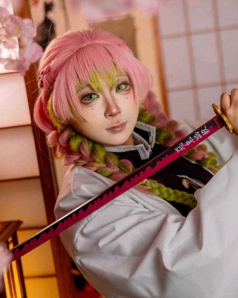 Ảnh cosplay luyến trụ phong cách nghệ thuật anime