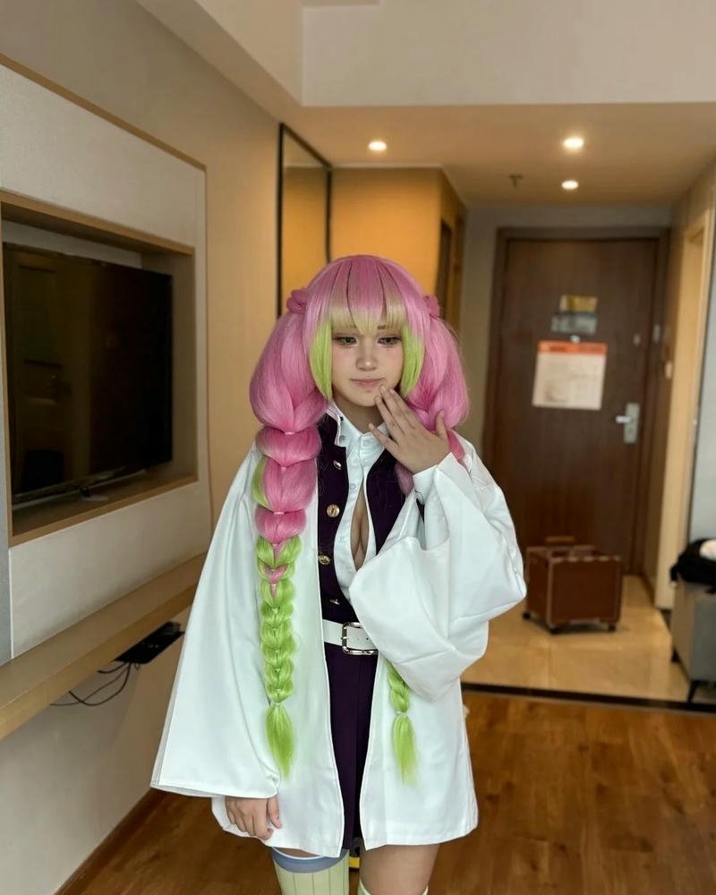 Cosplay luyến trụ phong cách anime hiện đại sắc nét