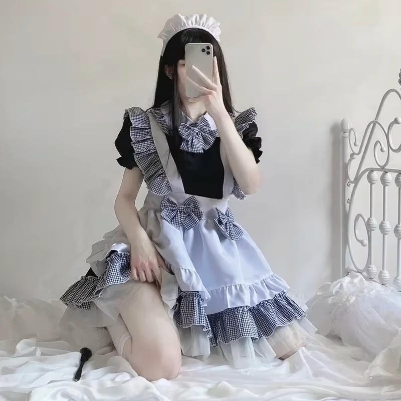Hình cosplay hầu gái đáng yêu tinh nghịch